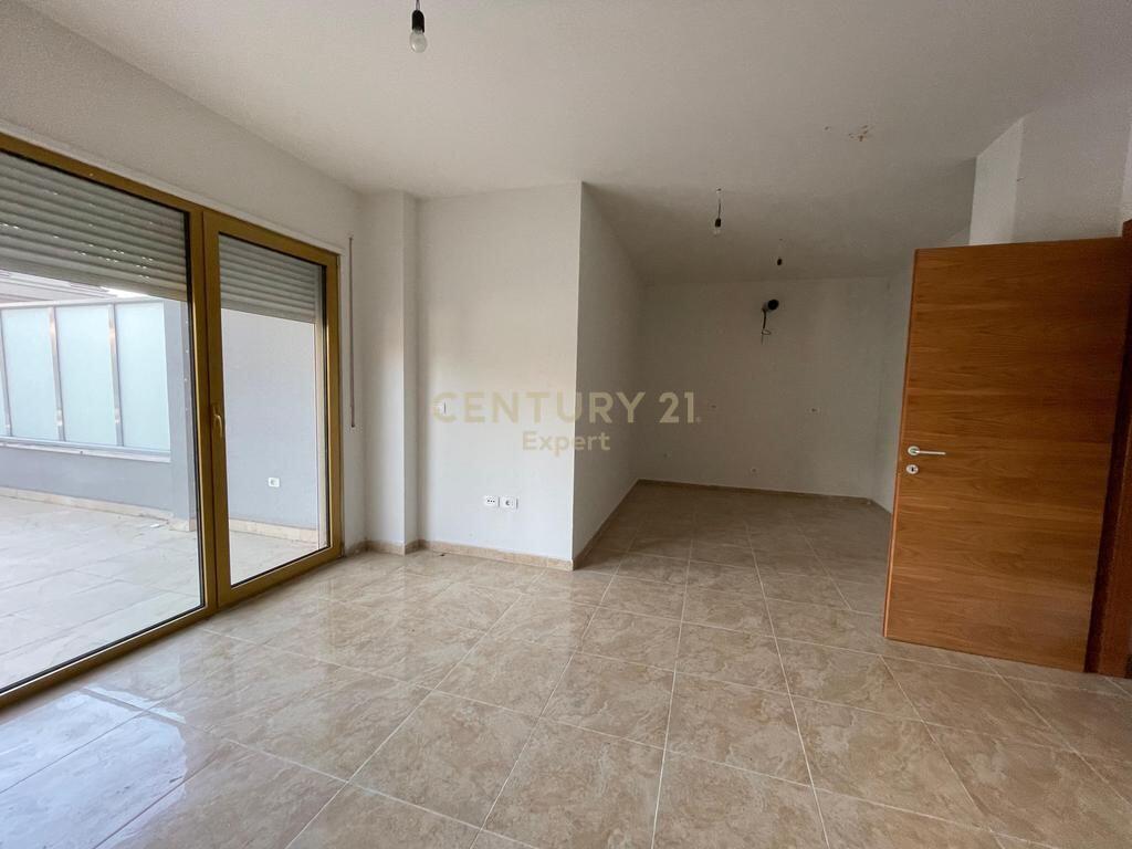 OFFICE SPACE FOR RENT IN THE FORMER BLOK !!