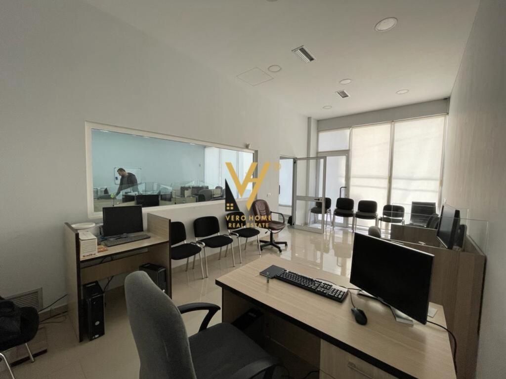 UFFICIO 120 M2 IN AFFITTO A ALI DEMI 1.000 EURO