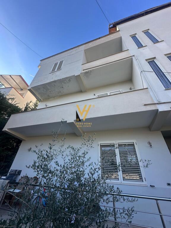 3-STOREY COMMERCIAL BUILDING FOR RENT ON ELBASANI STREET 4,500 EURO