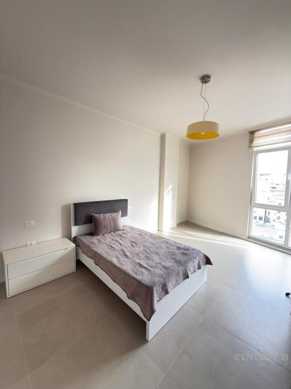 Apartment 2+1+2 for sale at Kika 2, Komuna e Parisit