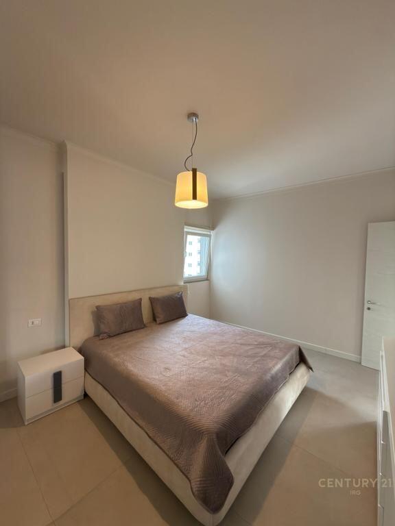 Apartment 2+1+2 for sale at Kika 2, Komuna e Parisit