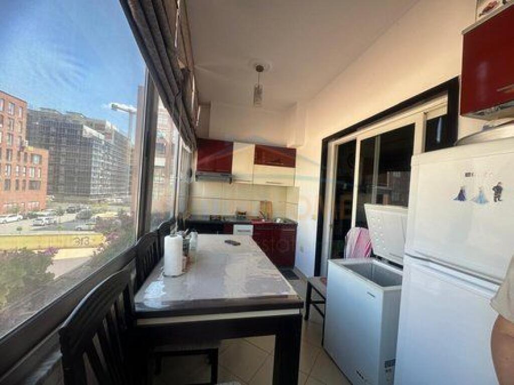 Shitet, Apartament 2+1, Jordan Misja, Tiranë.