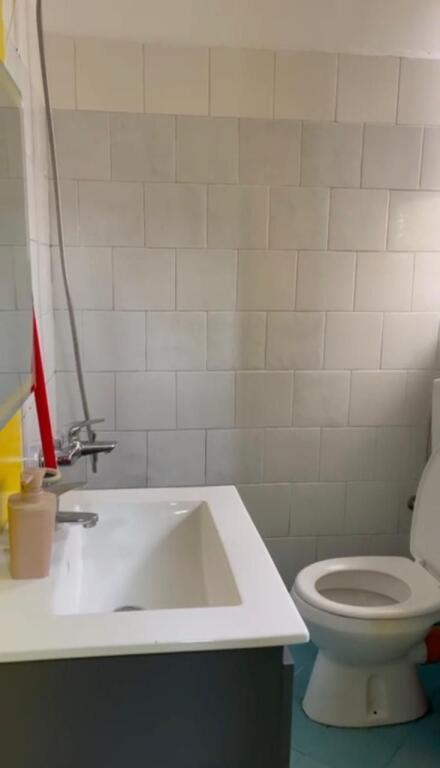 Apartament me qera HomeStudio- 📍Rruga e Durresit