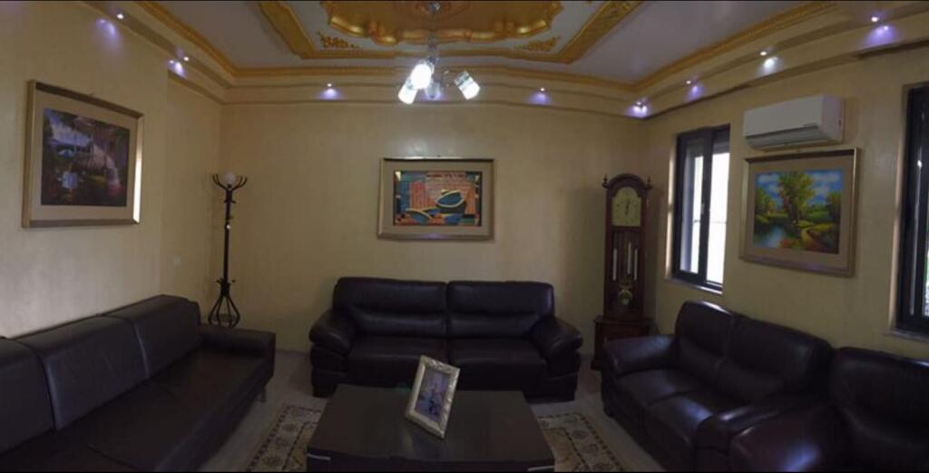 🏡 VILLA 4 PIANI IN VENDITA – KAMËZ