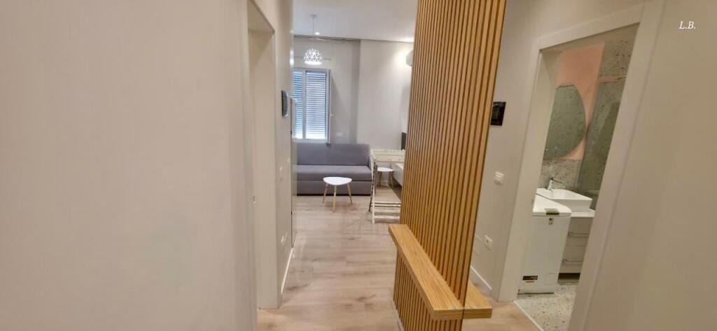 🏡 Jepet me qira apartament 1+1 📍 Qendër, Tiranë – tek 9-katëshet