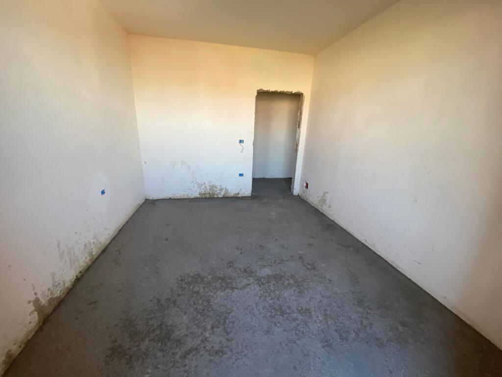 2+1, finished in Paskuqan, 90000 euros