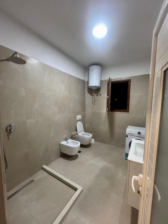 📣 AFFITTO Appartamento 2+1 Con Parcheggio (Parte di Villa) 📍 Sauk, Vicino all'Hotel "Baron" ✨