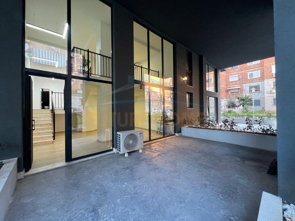 In affitto, Duplex per Uffici, Nuovo Mercato, Tirana.