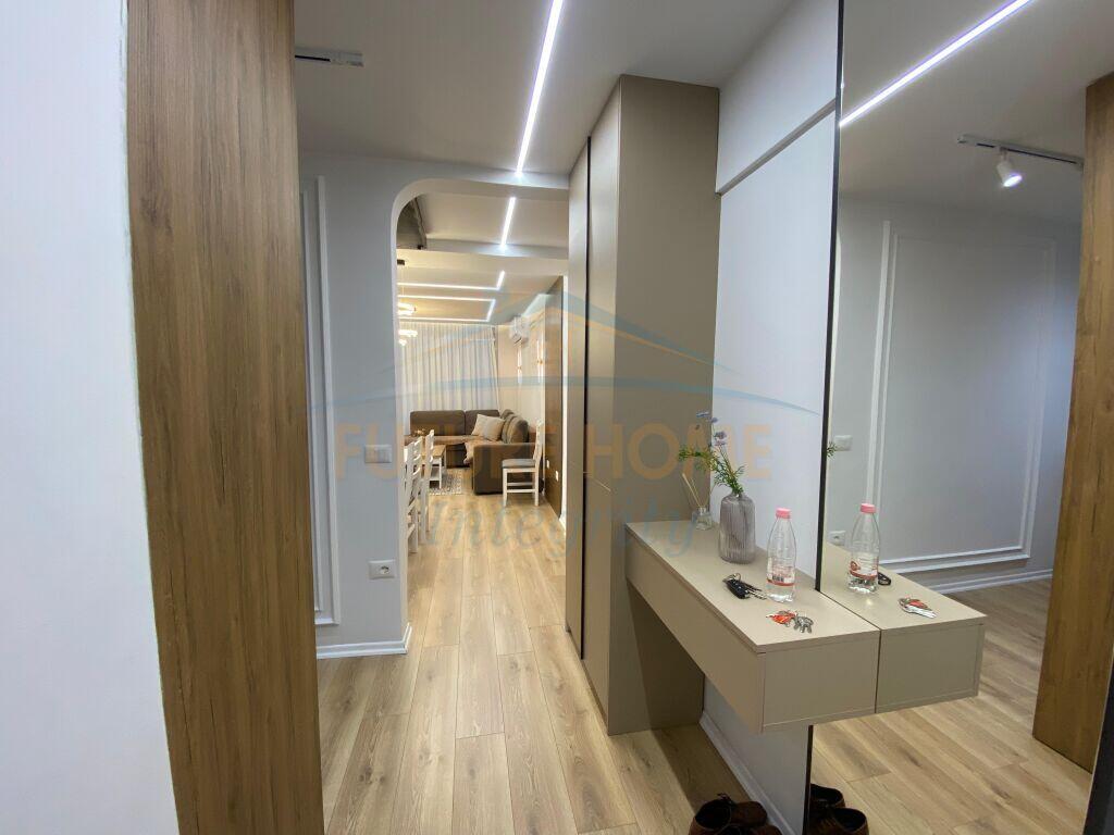 Qera, Apartament 2+1+2 Duplex, Qendër, Tiranë.