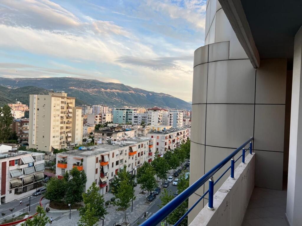 Apartment 2+1+2 Center Vlore