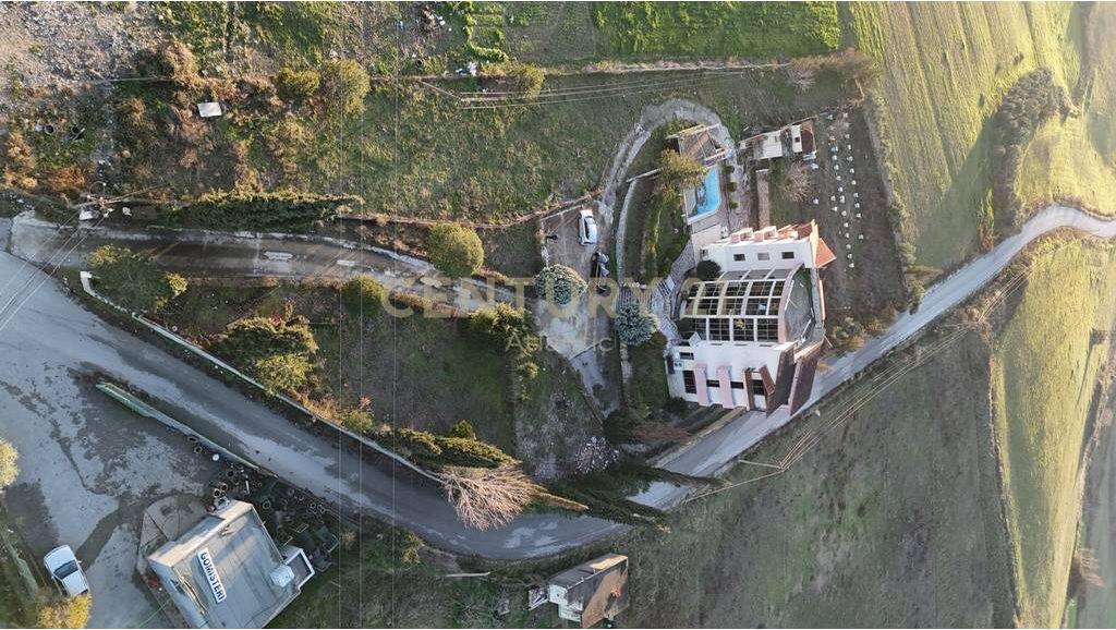 4-storey hotel for sale 600000€