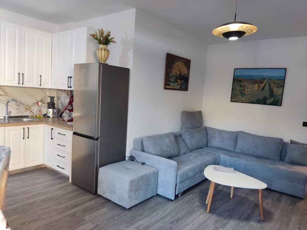 Apartment 1+1 for rent in Currila