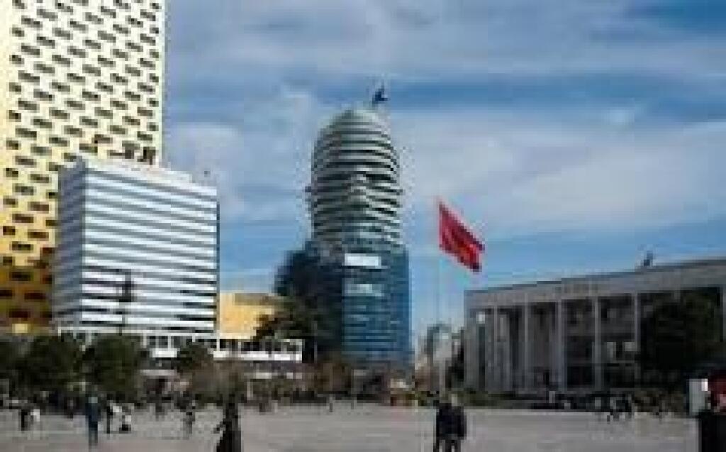 89For sale, Apartment 2+1+2 Tirana Rock, Center, Tirana