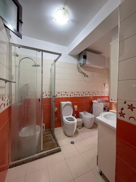 🏠 Shitet Apartament 3+1+2+depo📍 Rruga e Kavajës