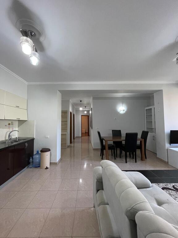 🏠 Shitet Apartament 3+1+2+depo📍 Rruga e Kavajës