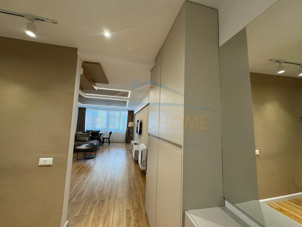 Qera, Duplex 2+1+2, Qendër, Tiranë.