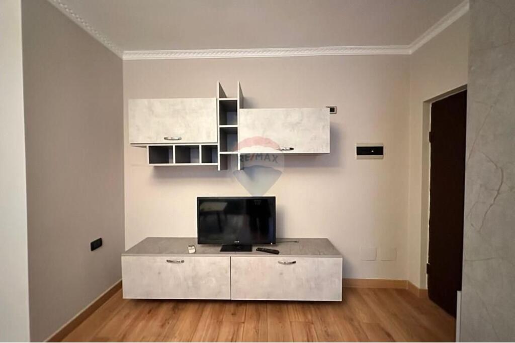 Apartament 2+1 me Qera, Ish Fusha e Aviacionit
