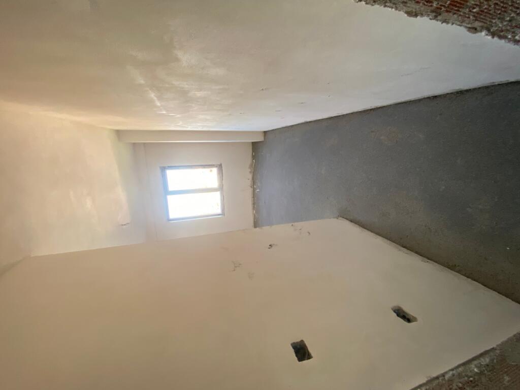2+1, finished in Paskuqan, 90000 euros