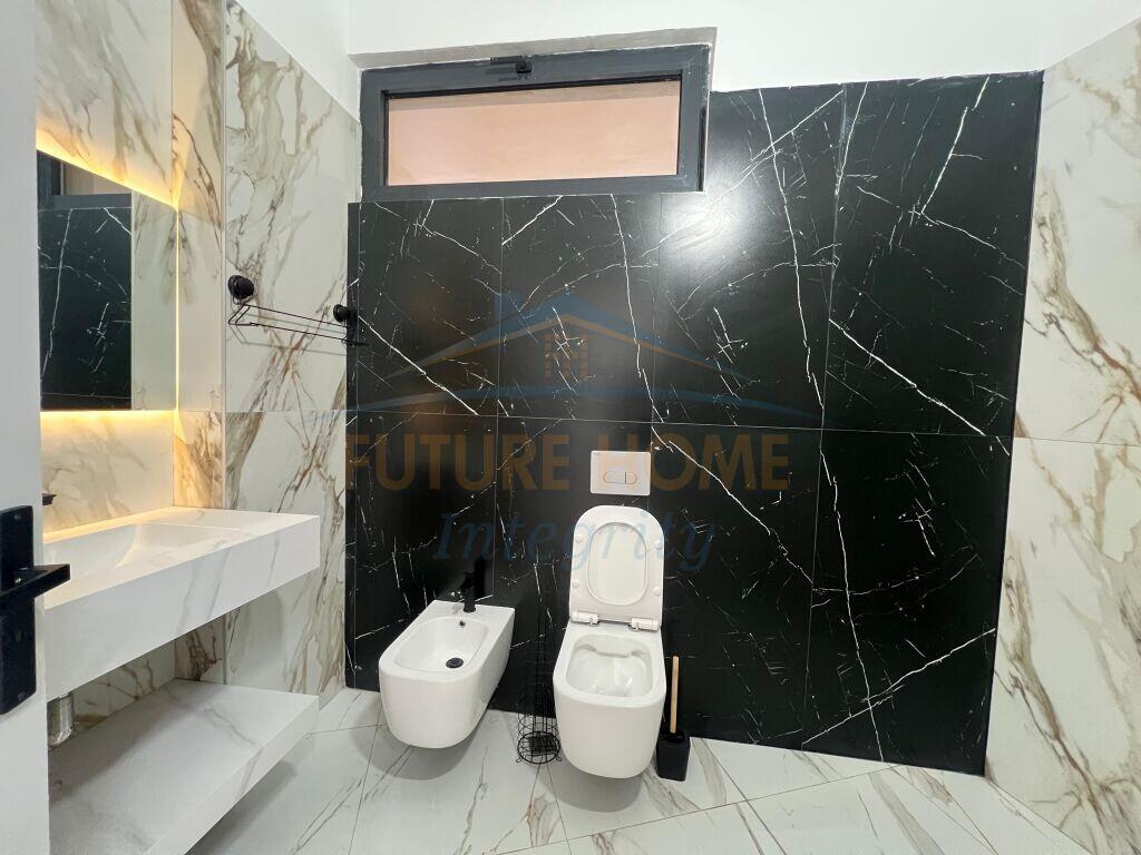 In affitto, Duplex per Uffici, Nuovo Mercato, Tirana.