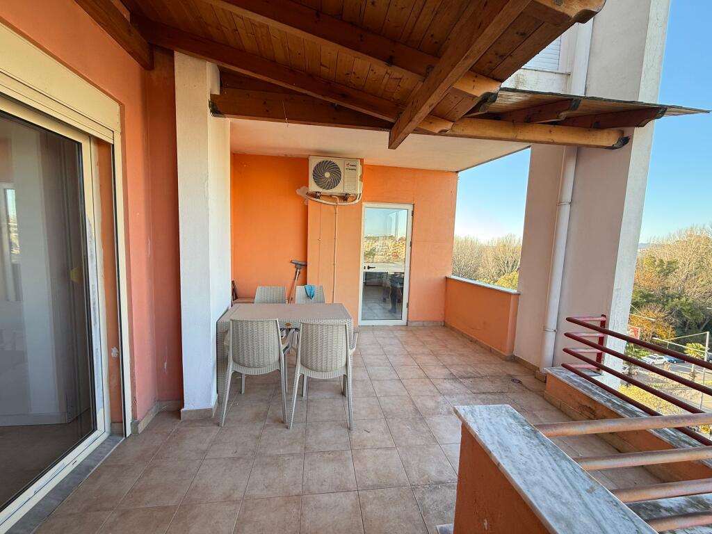 Appartamento in vendita a Plepa Durres 100 m2