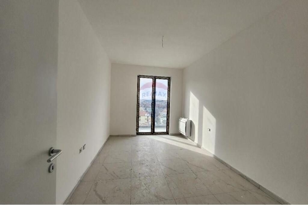 Apartament 1+1 per shitje te Casa Italia