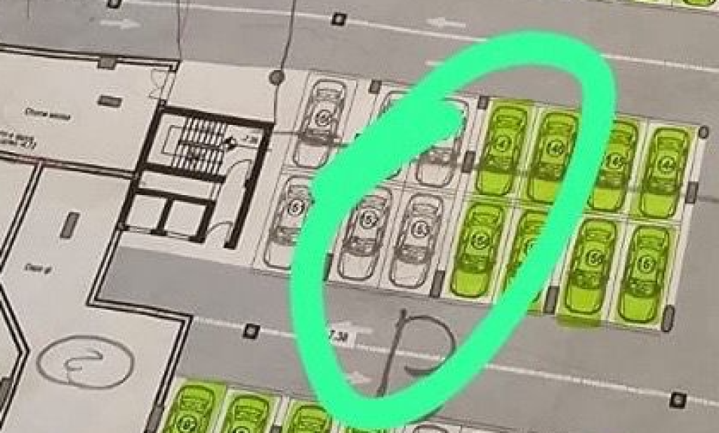 SHITEN 2 POSTE PARKIMI 70M2 RRUGA 5 MAJ 46.000 EURO
