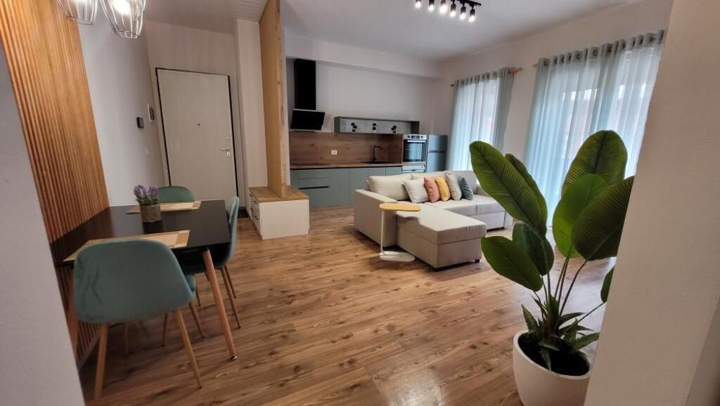 Apartament me Qera ne Delijorgj