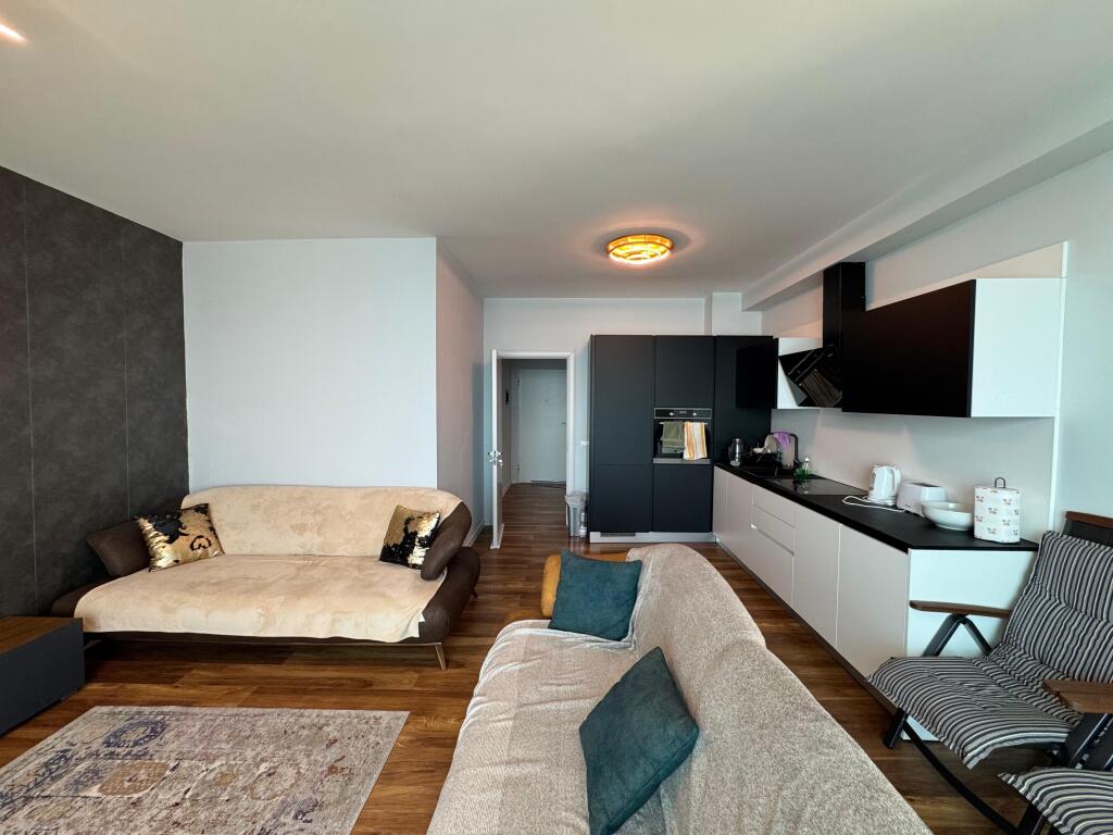 Appartamento 1+1 in affitto con vista fantastica sul mare nel quartiere 1 Durres