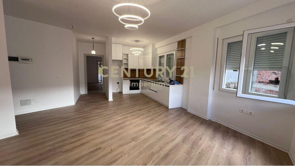 🏡 APPARTAMENTO 2+1+2 VICINO AL GIARDINO BOTANICO – PARZIALMENTE ARREDATO 🌿 500 € /Mese