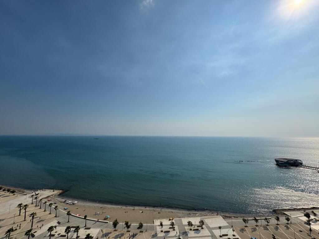 Appartamento 1+1 in affitto con vista fantastica sul mare nel quartiere 1 Durres