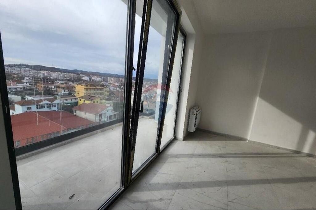 Apartament 1+1 per shitje te Casa Italia