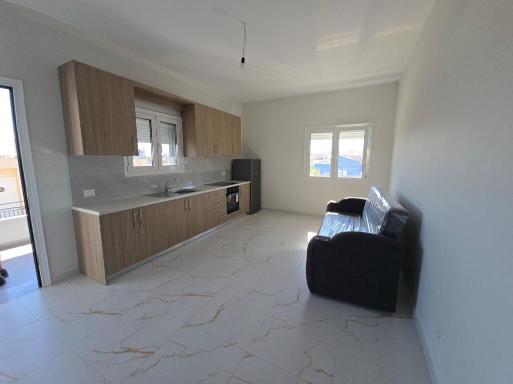 APPARTAMENTO IN AFFITTO 2+1 A KENETE DURRES
