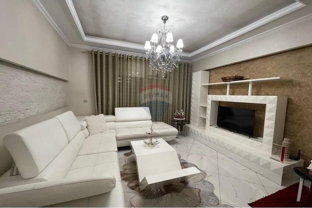 Apartament me qera 3+1+2 tek Astiri i negociueshem