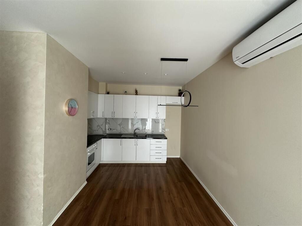 APARTAMENT ME QERA 2+1 ASTIR 50.000 LEKE