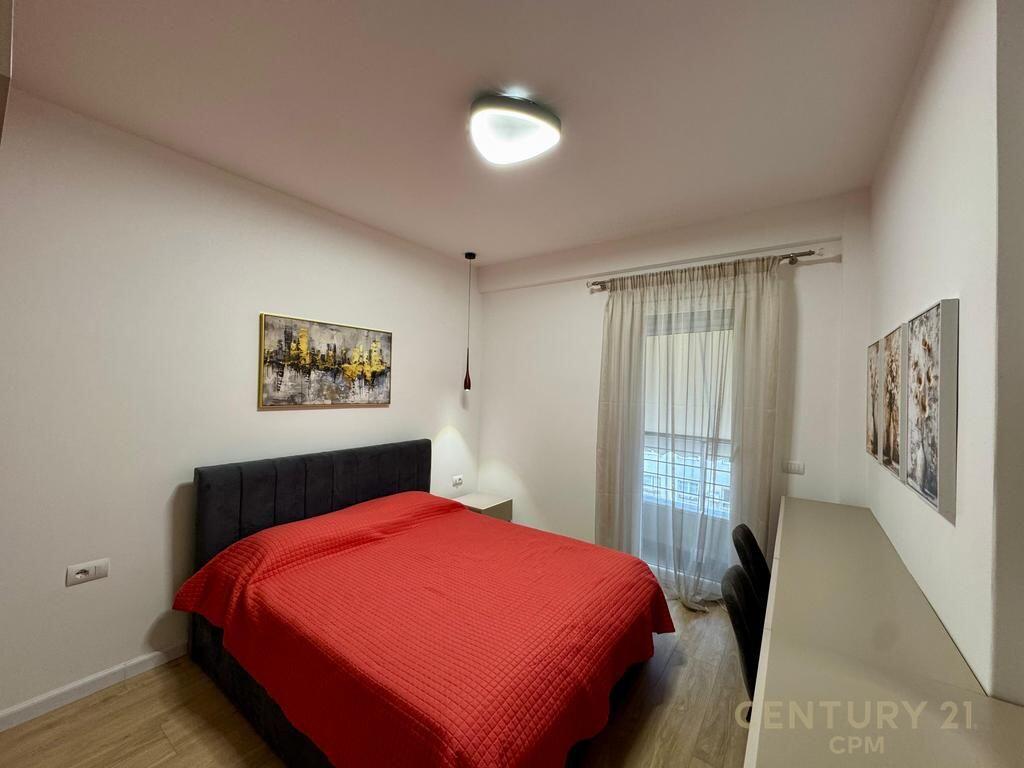 🏠 Apartament 1+1 me Qira + Post Parkimi – Komuna e Parisit