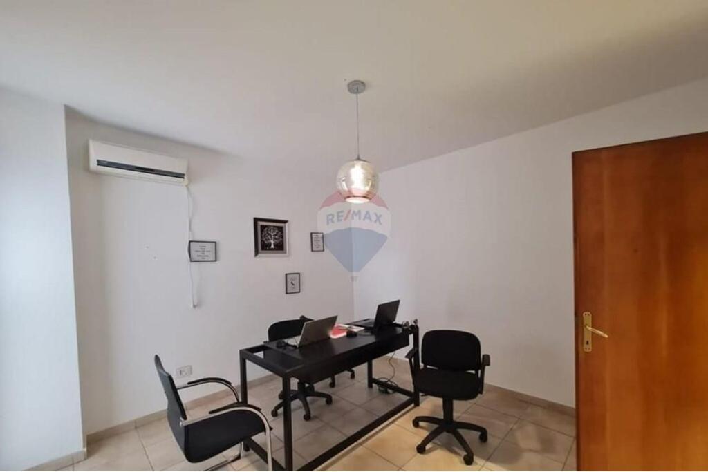 Appartamento 4+1+2 in Affitto per Uffici
