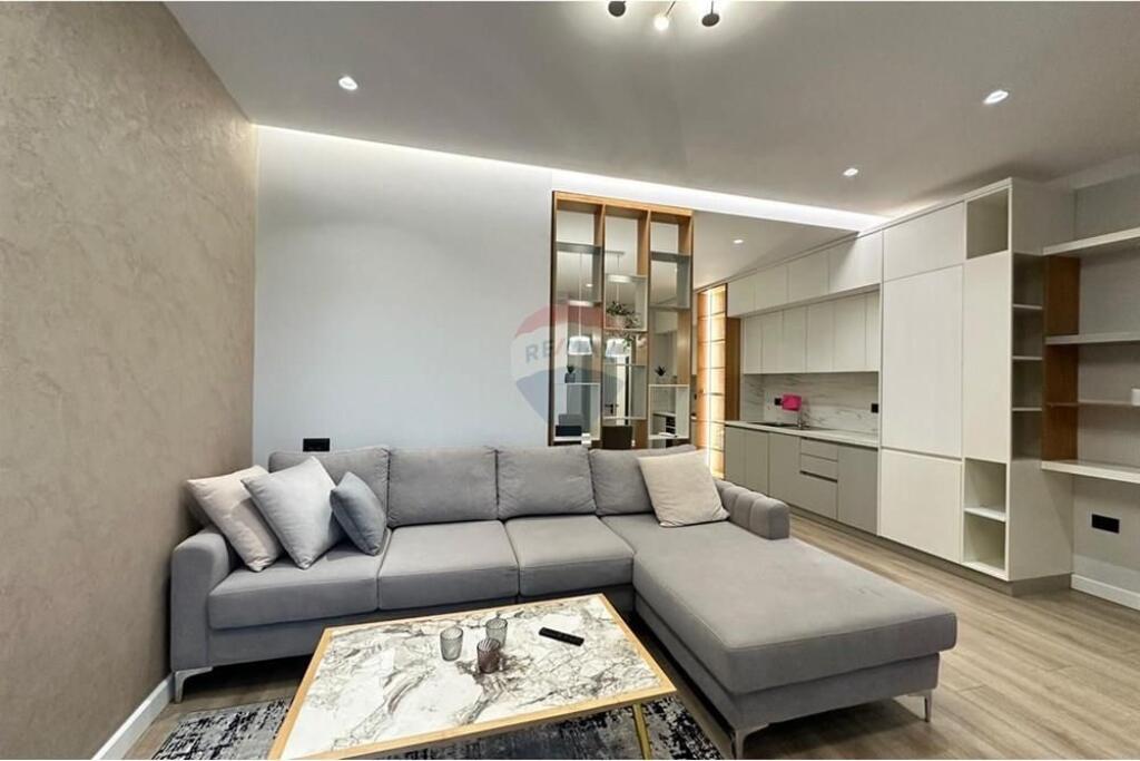 Appartamento in affitto 2+1+2 in Via dei Kosovari