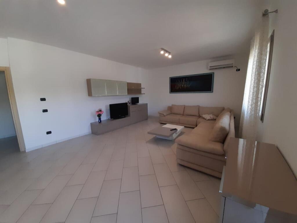 villa in affitto nella zona shenavlashit durres