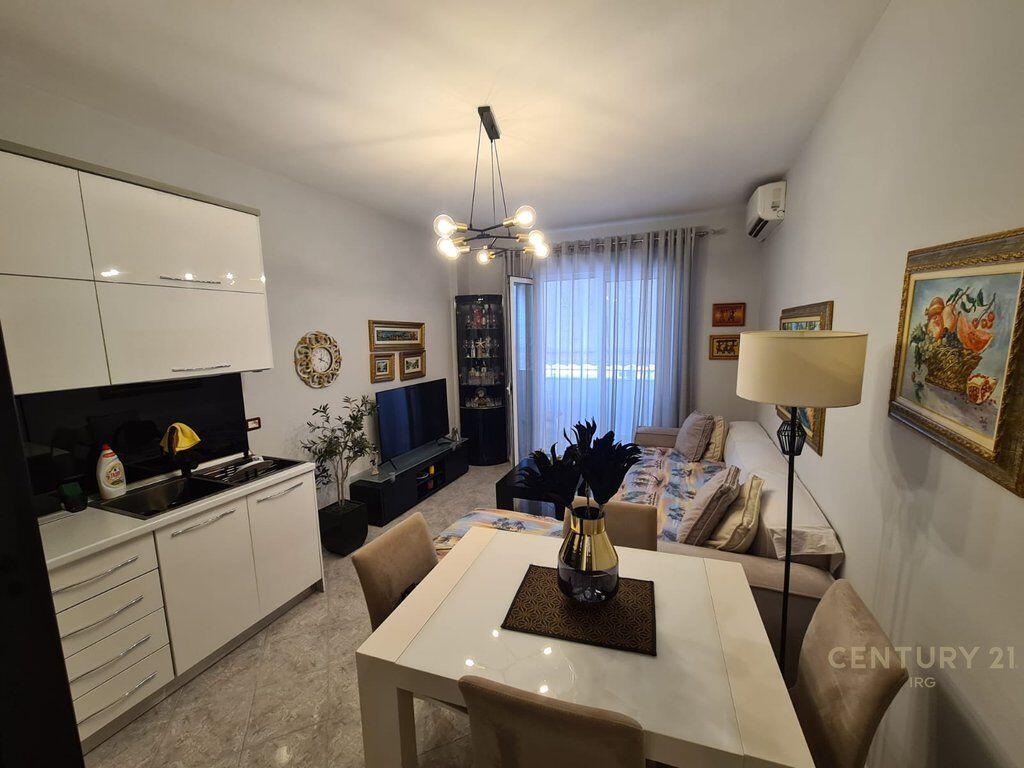 APPARTAMENTO 1+1+STUDIO VICINO A GLOBI