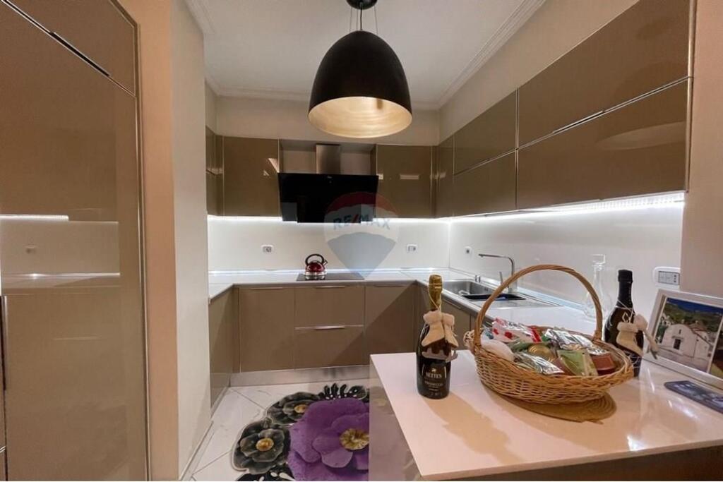 Apartament me qera 3+1+2 tek Astiri i negociueshem