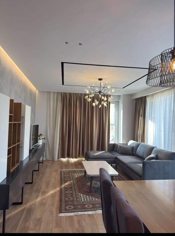 In affitto – Appartamento di lusso 2+1+2 Centro di Tirana – con vista