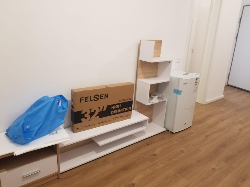🏡 JEPET ME QIRA – APARTAMENT 1+1  📍 Kompleksi Mangalem💰 Çmimi: 40.000 lekë / muaj