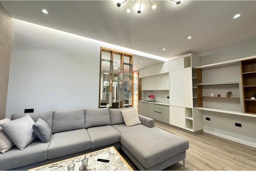 Appartamento in affitto 2+1+2 in Via dei Kosovari
