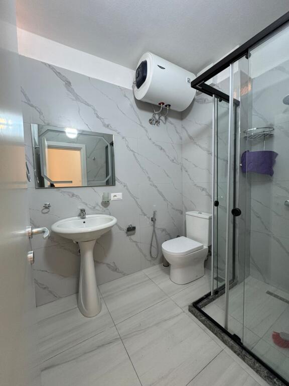 Jepet me qira apartament 1+1 – Kazazi, Durrës