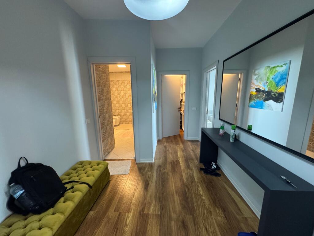 Appartamento 1+1 in affitto con vista fantastica sul mare nel quartiere 1 Durres