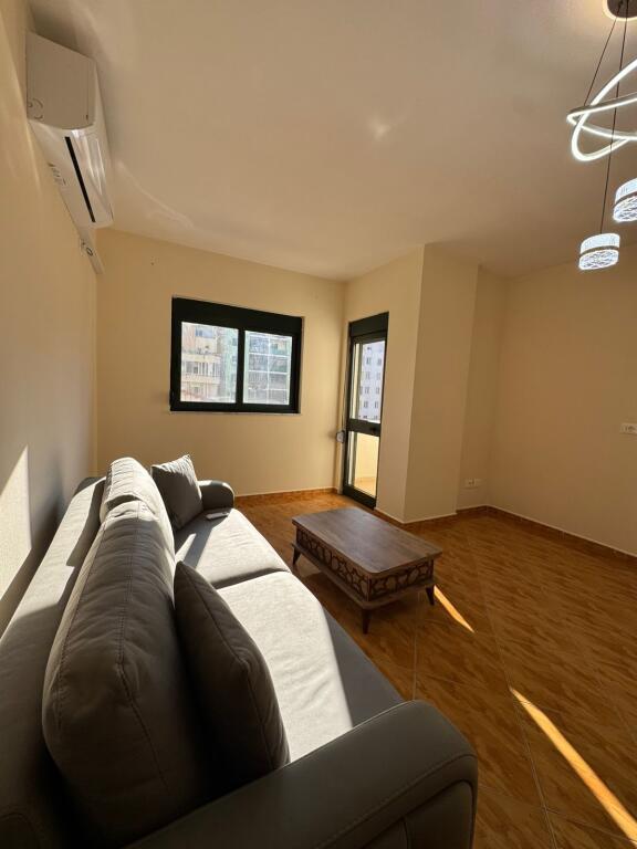 Jepet me qira apartament 1+1 – Kazazi, Durrës