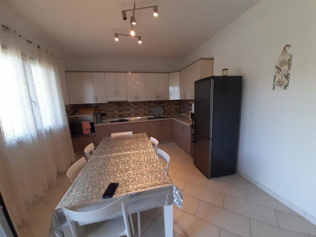 villa in affitto nella zona shenavlashit durres