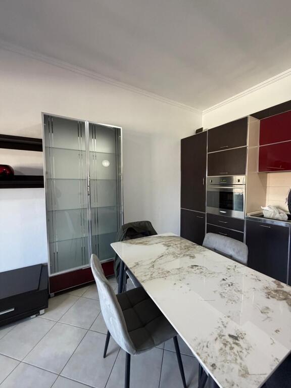 QIRA APARTAMENT 1+1 Kodra e diellit