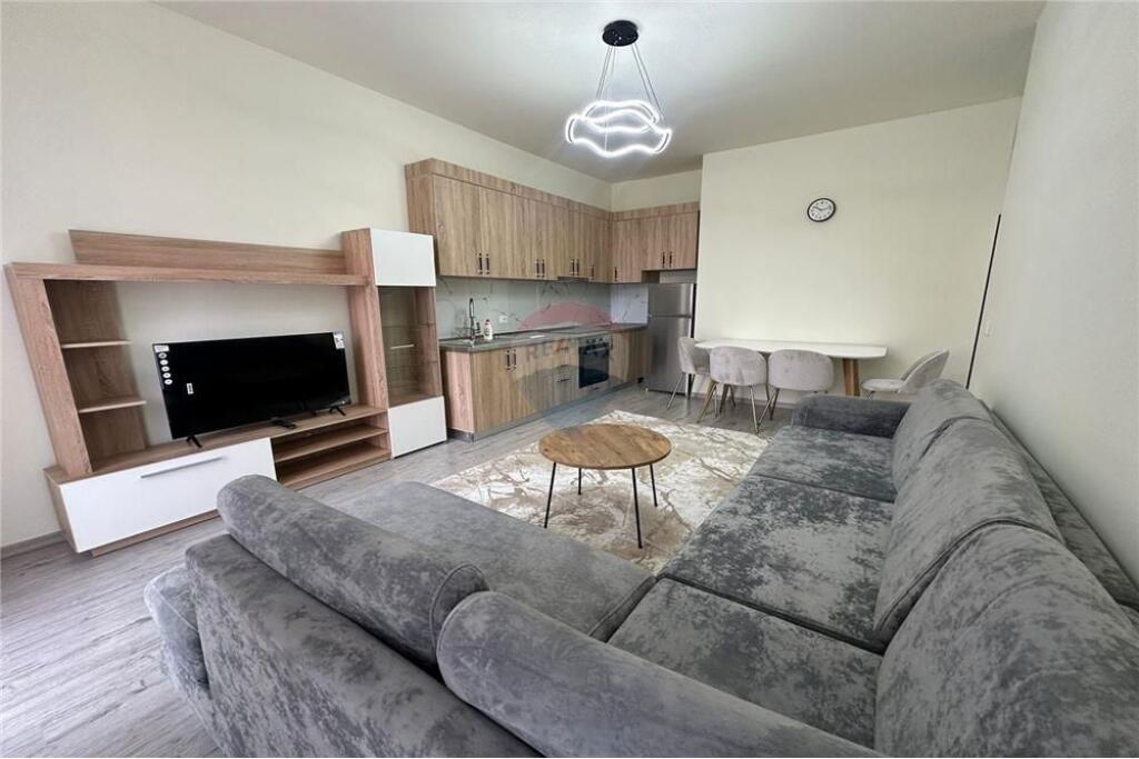 Apartament 1+1 + Post Parkimi per Shitje