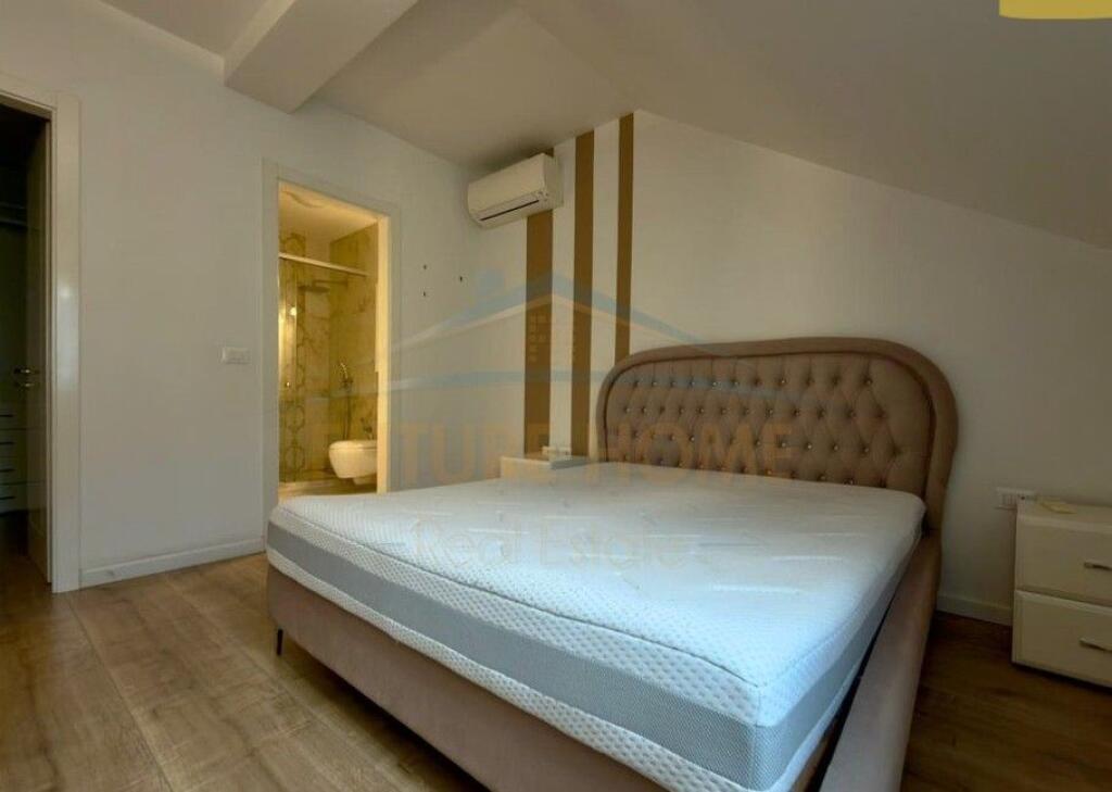 Rent, Apartment 3+1+2+2 Parking Spaces, Long Hill Residence